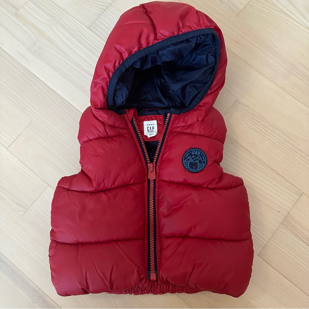Baby Gap Red Hooded Puffer Vest NWOT